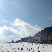 六甲山スノーパークが「スキーデビュー応援企画」を開始