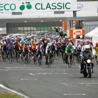 　栃木県茂木町のツインリンクもてぎで開催される自転車イベント「サイクルモードエコクラシック」が4月11日、12日に開催され、2月28日まで参加者を募集している。