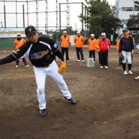 プロ野球OBが教える三井ゴールデン・グラブ野球教室…指導者向けに神戸で開催 画像