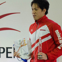 第32回コナミオープン、男子最優秀選手の小関也朱篤（2016年2月21日）