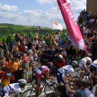 　09年に国内外で開催される自転車レースやイベントなどの日程を掲載した「大会・イベントカレンダー」が更新されました。
　各イベントの内容（カテゴリー）、開催日や開催地、募集期間などがひと目で分かるとともに、興味のあるイベントがあれば直接大会ホームページ