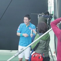 錦織圭がドッキリ仕掛け人に！「エアーサロンパス」テレビCM