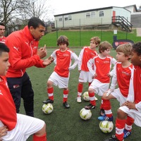 サッカーと英語を学ぶ「アーセナル サッカースクールジャパン合宿キャンプ」開講