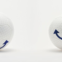 元サッカー日本代表・三浦淳寛が開発した「フリーキック練習ボール」 画像