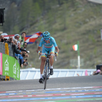 アスタナのビンチェンツォ・ニーバリ（イタリア）がマリアローザを獲得