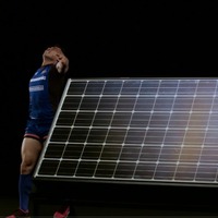 ラグビー日本代表・山田章仁、太陽光発電システムと勝負…パナソニック