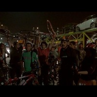 自転車vs自動車、新しい世界のための映画