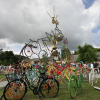モンサンミッシェルでも自転車のオブジェが大会の到来を歓迎していた