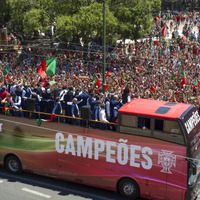 サッカー欧州選手権で優勝したポルトガル代表が凱旋（2016年7月12日）