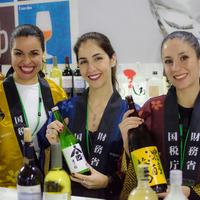 リオで日本の魅力をピーアール…東京の水道水、日本酒、ひな人形 画像