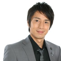 徳井義実