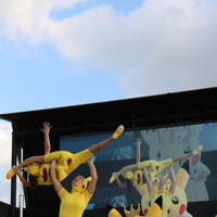 渡辺直美、大量のピカチュウとキレキレダンス！「ずぶぬれスプラッシュショー」開催