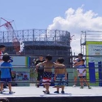 アミューズメントパーク「あみゅ博」でプロレスイベント開催