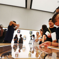 ニューヨークのワールドトレードセンターにオープンしたApple Store（C）Getty Images