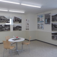 野蒜地域交流センターには、震災前後の写真が掲示されている