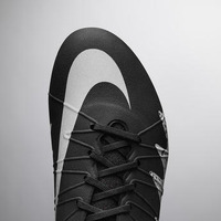 ナイキ、NJR×JORDANコレクションからホワイトカラー限定発売