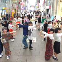 広島の街や広島弁の歌詞が登場「メガネの田中」ブランドムービー公開 画像