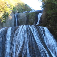 日本三名爆のひとつ、袋田の滝