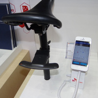 【Mobile Asia Expo 2014】SKテレコム、自転車の盗難防止などをスマホで管理 画像