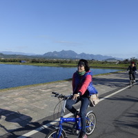 台東市内近郊の森林公園には、サイクリングロードが整備。東京都内だと水元公園に近い趣が感じられる