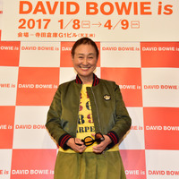 デヴィッド・ボウイの大回顧展「DAVID BOWIE is」が1/8より開催