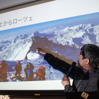 ICI 石井スポーツの荒川勉社長によるエベレスト挑戦に同行する奥田仁一さんがルートを説明（2017年4月3日）