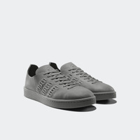 アディダス オリジナルス、クラシックとモダンが融合した「adidas Originals by WINGS+HORNS」発売