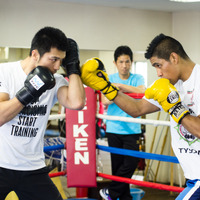 世界タイトルマッチに備えて帝拳ジムでトレーニングをする村田諒太