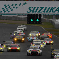 2016年の鈴鹿1000kmレース（GT300クラス）。