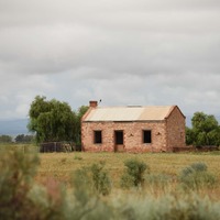 農場のところどころで見られる旧家