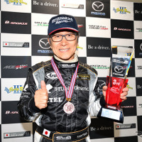 レスポンスチームのドライバー、松田秀士選手