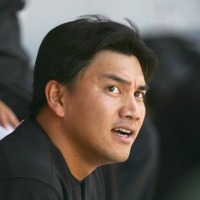 ロッテ・井口資仁、今季限りで現役引退…長く続けられたのは「野球が好きだから」 画像