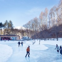 森に囲まれた屋外スケート場「ケラ池スケートリンク」が11/1オープン 画像