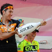 女性版ツール・ド・フランスで萩原麻由子の僚友ブロンジーニが優勝