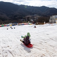 さがみ湖リゾートに雪遊び広場「スノーパラダイス」が11/18オープン