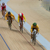 　中国の広州で開催されている第16回アジア競技大会は11月17日に広州自転車競技場（1周250ｍ）でトラック競技の最終日を迎え、男子ケイリン決勝で競輪選手の渡邉一成が4位となり、メダルを逃した。
