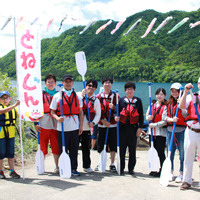 10人乗りのゴムボートレース「赤谷湖Eボート大会」5月開催
