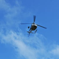 ヘリコプターはいつも以上に低空飛行です（ツール・ド・フランス14）