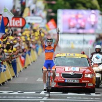 　第99回ツール・ド・フランスは7月15日、リムー～フォワ間の191kmで第14ステージが行われ、ラボバンクのルイスレオン・サンチェス（スペイン）が残り11kmで5人の第一集団から独走を決めて、大会通算4勝目を挙げた。