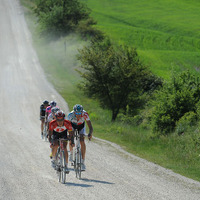 　ジロ・デ・イタリアは5月11日、ピオンビーノ～オルビエート間の191kmで第5ステージが行われ、ラボバンクのピーテル・ウィーニンフ（30＝オランダ）が2位以下に8秒差をつけて初優勝した。