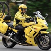 　2008年からスタートしたオートバイタイプのニュートラルサービスマシン「モトマビックに今季からスズキバンディット1250F ABSが新たに投入される。5月15日に新潟県佐渡島で開催される「佐渡ロングライド210」で初登場し、その後、日本各地の大会でニュートラルサポー