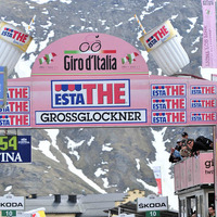 　ジロ・デ・イタリアは5月20日、イタリアのスピリンベルゴからオーストリアのグロスグロックナーまでの167kmで第13ステージが行われ、首位のアルベルト・コンタドール（28＝スペイン、サクソバンク・サンガード）がアンドローニジョカットーリのホセ・ルハノ（29＝ベネ