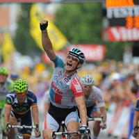 　ツール・ド・フランスは7月12日は、オーリヤック～カルモー間の158kmで第10ステージが行われ、ゴール勝負をアンドレ・グライペル（29＝ドイツ、オメガファルマ・ロット）が制して初優勝した。