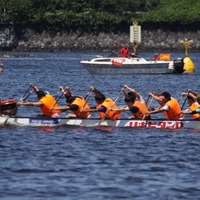 漕ぎ手の力を一つにして戦うボート競技「東京ドラゴンボート大会」開催