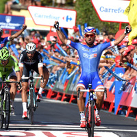 【ブエルタ・ア・エスパーニャ14】ブアニがスプリント勝負を制して第2ステージ勝利 画像