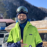 パタゴニア、スキー場を訪問してスキーウェアを修理する「Worn Wear Snow Tour」開催