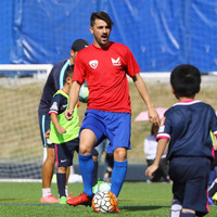 ダビド ビジャ DV7サッカーアカデミー、小学生対象のクリニックを日本初開催