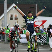 ツール・ド・北海道第1ステージでマラグーティが逃げ切り勝利