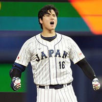 【WBC】大谷翔平、二刀流ならではの珍事…　一度はブルペン待機も、味方の好機到来で急いでベンチへ