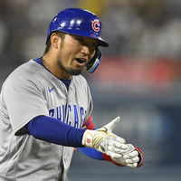 【MLB】鈴木誠也、“背番号27”の憧れトラウトと初対面で談笑　入団会見での「アイ・ラブ・ユー」発言が話題